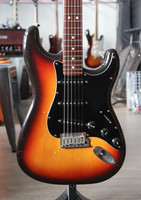 Fender Stratocaster American Standard 1990 + kova laukku (käytetty)