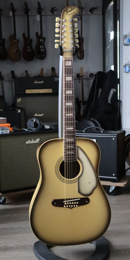 Fender Shenandoah 1960's Antigua akustinen + kova laukku (käytetty)