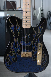 Fender James Burton Telecaster Blue Paisley Flames 2022 (käytetty)