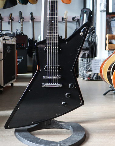 Gibson X-plorer New Century 2007 +  kova laukku (käytetty)