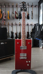 Gretsch Electromatic Bo Diddley G5810 + gig bag (käytetty)