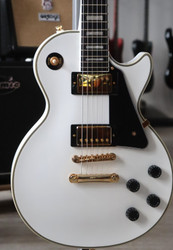 Epiphone Les Paul Custom 2022 sähkökitara  (käytetty)