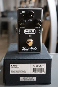 MXR M68 Uni-Vibe Chorus/Vibrato efektipedaali (käytetty)