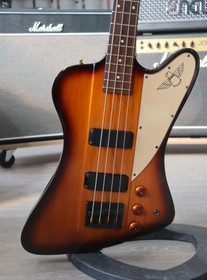 Tokai Thunderbird Basso (käytetty)