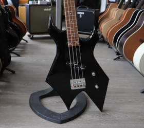 BC Rich Warlock sähköbasso (käytetty)