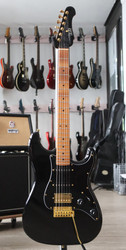 Jet Guitars JS-400 HSS Black Gold sähkökitara (käytetty)