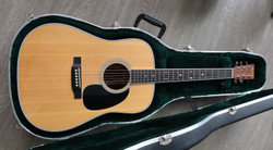 MARTIN D-35 2017 Electro Acoustic Guitar + case (used)