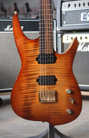 Mantra Guitars Pilgrim sähkökitara (käytetty)
