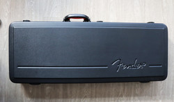Fender  American Deluxe Stratocaster Burgundy Mist Metallic (käytetty)