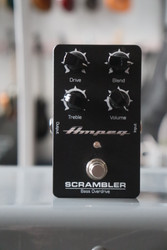Ampeg Scrambler Bass Overdrive (käytetty)