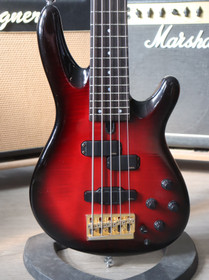 Yamaha TRB 5P Trans Red Burst sähköbasso (käytetty)