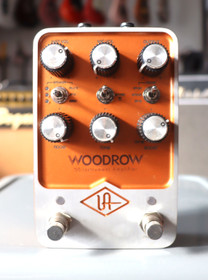 Universal Audio UAFX Woodrow '55 Inst. Amp etuastepedaali (käytetty)
