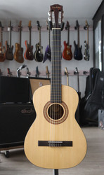 Landola C-23 3/4 acoustic guitar (used)