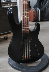 ESP LTD B-50 BLK basso (käytetty)