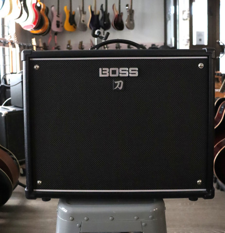 BOSS KATANA 100 MK-1 vahvistin (käytetty)