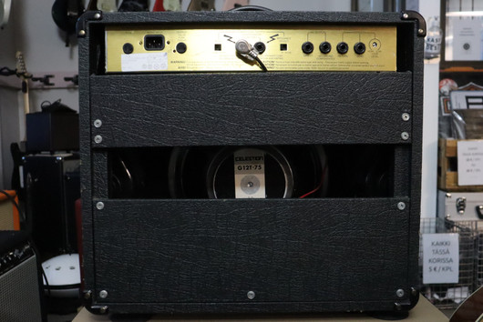 Marshall JCM 900 4501 50w putkivahvistin (käytetty)