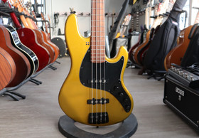 Sandberg California 2 TT4 2022 sähköbasso + gig bag (käytetty)