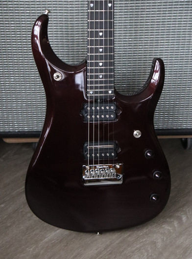 Music Man USA John Petrucci JP12 CS Cherry Sugar 2013 (käytetty)