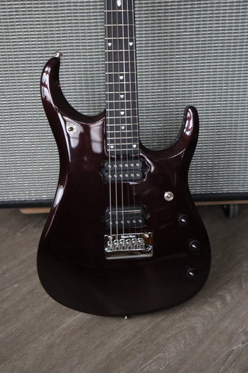 Music Man USA John Petrucci JP12 CS Cherry Sugar 2013 (käytetty)