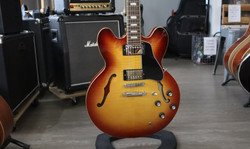 Epiphone ES-335 Figured Raspberry Tea Burst 2024 + case (käytetty)