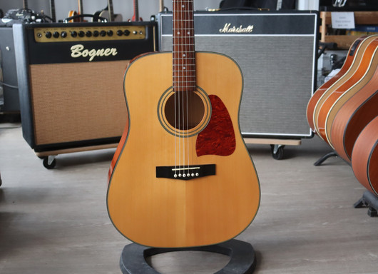 Ibanez Artwood Series AW-50 Acoustic Dreadnought (käytetty)