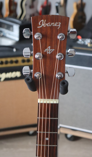 Ibanez Artwood Series AW-50 Acoustic Dreadnought (käytetty)