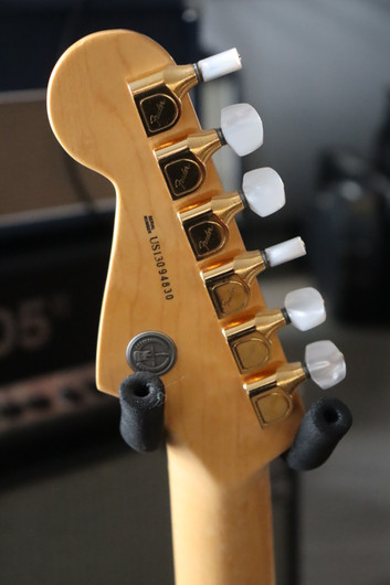 Fender 60th Anniversary Commemorative Strato 2TSB 2014 (käytetty)
