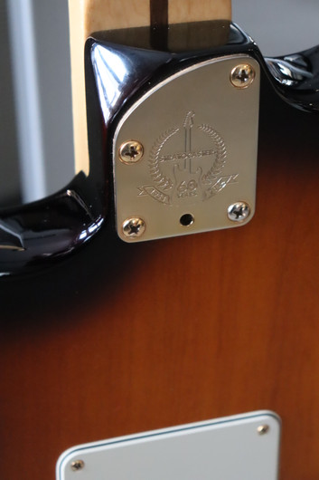 Fender 60th Anniversary Commemorative Strato 2TSB 2014 (käytetty)