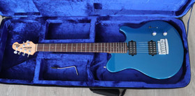Ernie Ball Music Man Axis Sport HH Tremolo 2001 sähkökitara (käytetty)