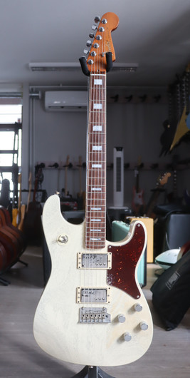 Fender Parallel Universe Volume II Uptown Stratocaster 2020 (käytetty)