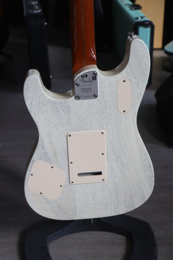 Fender Parallel Universe Volume II Uptown Stratocaster 2020 (käytetty)