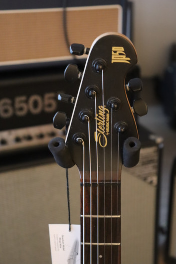 Sterling By Music Man JP50 John Petrucci (käytetty)