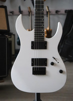 Spira Guitars S-400 Satin White (used)