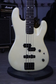 ESP M-IV Pearl White sähköbasso (käytetty)