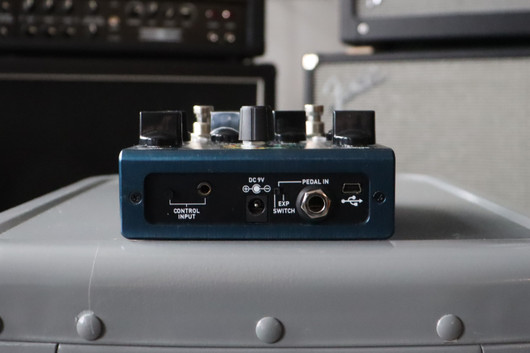 Source Audio SA 263 Collider Delay+ Reverb efektipedaali (käytetty)