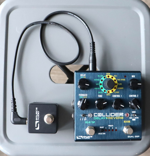 Source Audio SA 263 Collider Delay+ Reverb efektipedaali (käytetty)