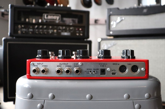 TC Electronic Hall Of Fame 2 X4 Reverb efektipedaali (käytetty)