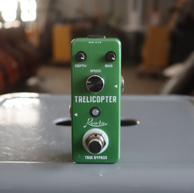 Rowin LEF-327 Trelicopter Tremolo efektipedaali (käytetty)
