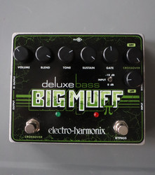 Electro Harmonix Deluxe Bass Big Muff Pi (käytetty)