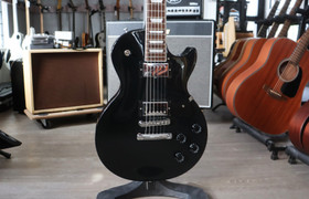 Gibson Les Paul Studio Ebony 2019 + kova laukku (käytetty)