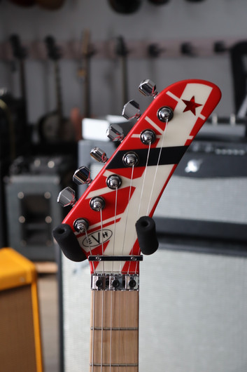 EVH Striped 5150 Red 2022 sähkökitara (käytetty)