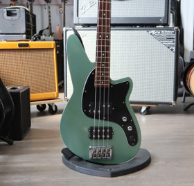  Reverend Mercalli 4 Bass sähköbasso (käytetty)