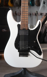 Schecter Sun Valley Super Shredder FR Gloss White (käytetty)