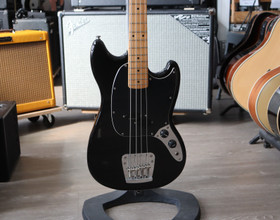 Squier Vintage Modified Mustang Bass 2011 (käytetty)