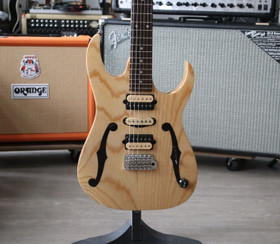 Ibanez PGM80P Paul Gilbert Signature 2016 (used)