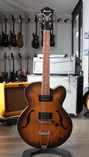 Ibanez AF55TF Artcore puoliakustinen jazz-kitara  (käytetty)