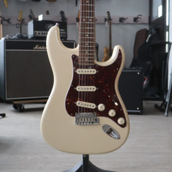Fender American Deluxe Stratocaster 2013 Electric Guitar (used)