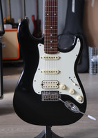 Squier Standard Stratocaster (used)