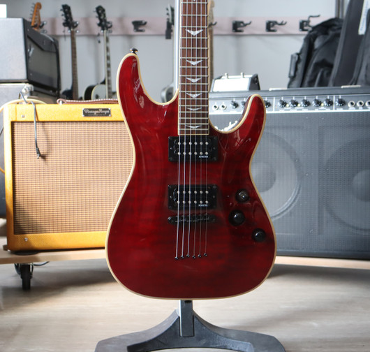 Schecter Omen Extreme 6 BCH + Coffin Case (käytetty)