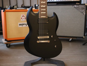 ESP LTD Viper-407 2008 7-kielinen sähkökitara (käytetty)